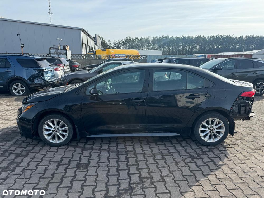 Toyota Corolla - 8
