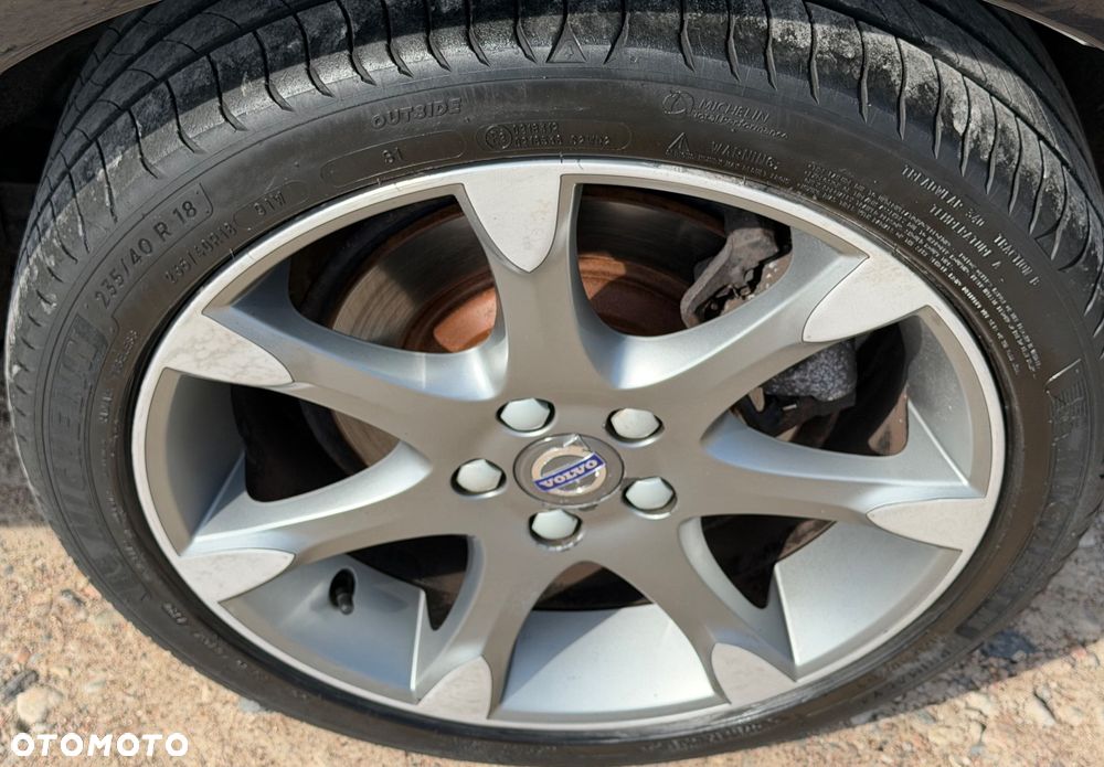Volvo V60 D3 Drive-E Momentum - 27