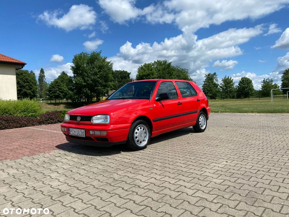 Volkswagen Golf - 8