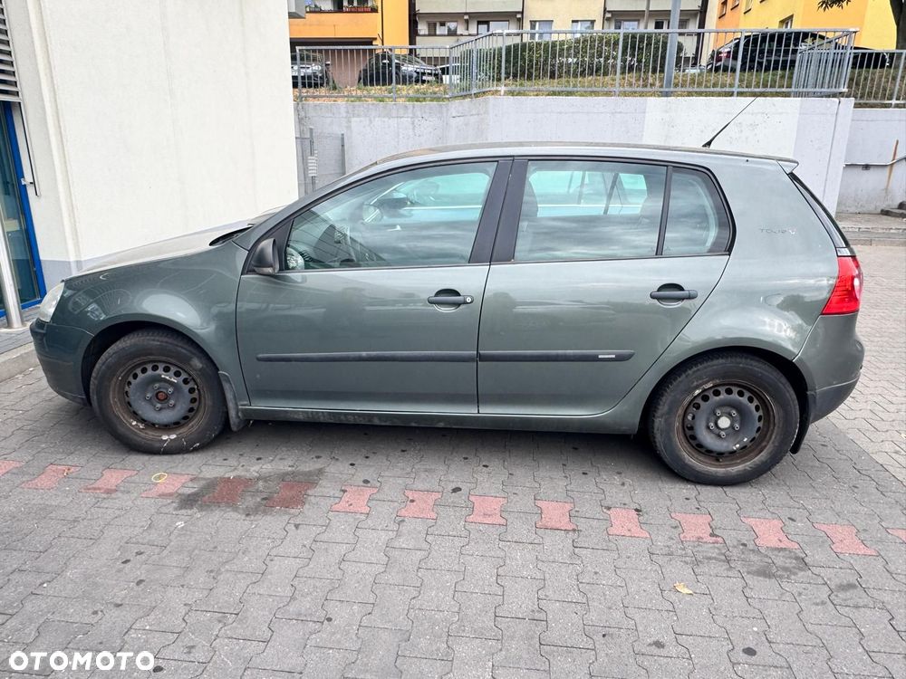 Volkswagen Golf - 5