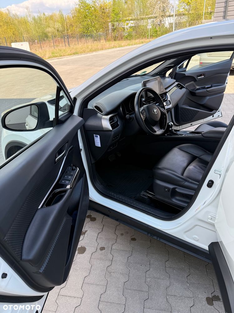 Toyota C-HR 1.8 Hybrid Premium - 17