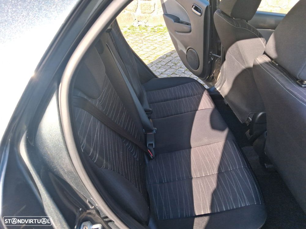 Mazda 2 1.3 MZR Sport - 7