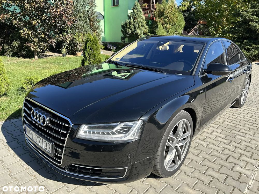 Audi A8 - 4