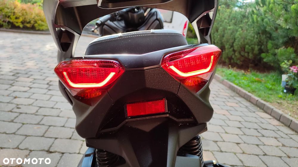 Yamaha X-max - 3