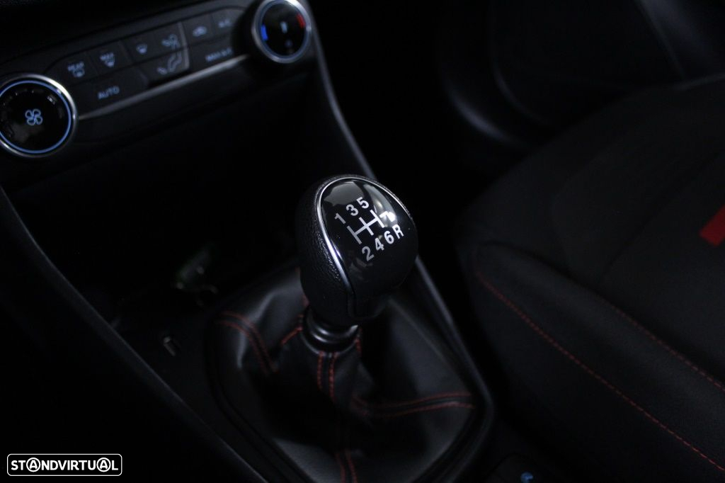 Ford Fiesta 1.0 EcoBoost ST-Line - 33
