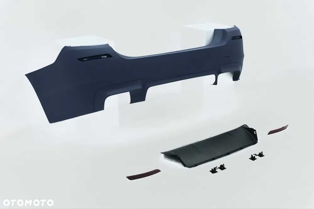 Tylny zderzak BMW 5-Series F10 M w stylu M5-Look - 2