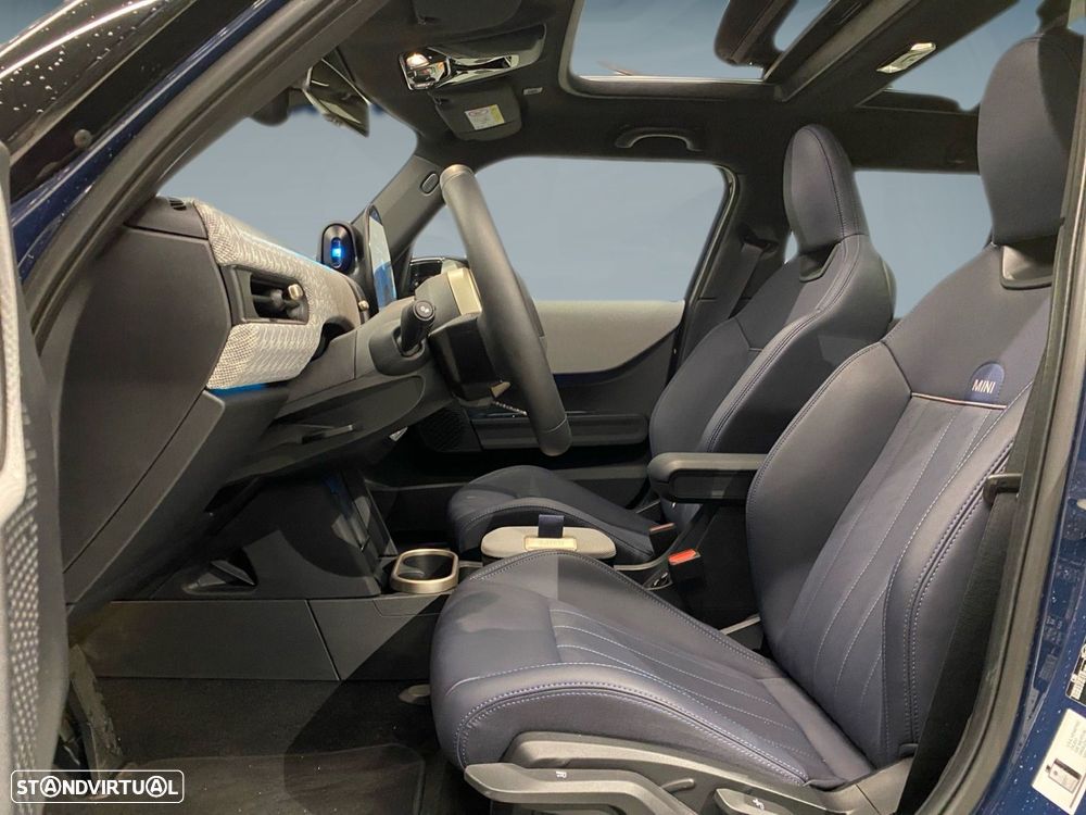MINI 5 Portas Cooper Auto - 3
