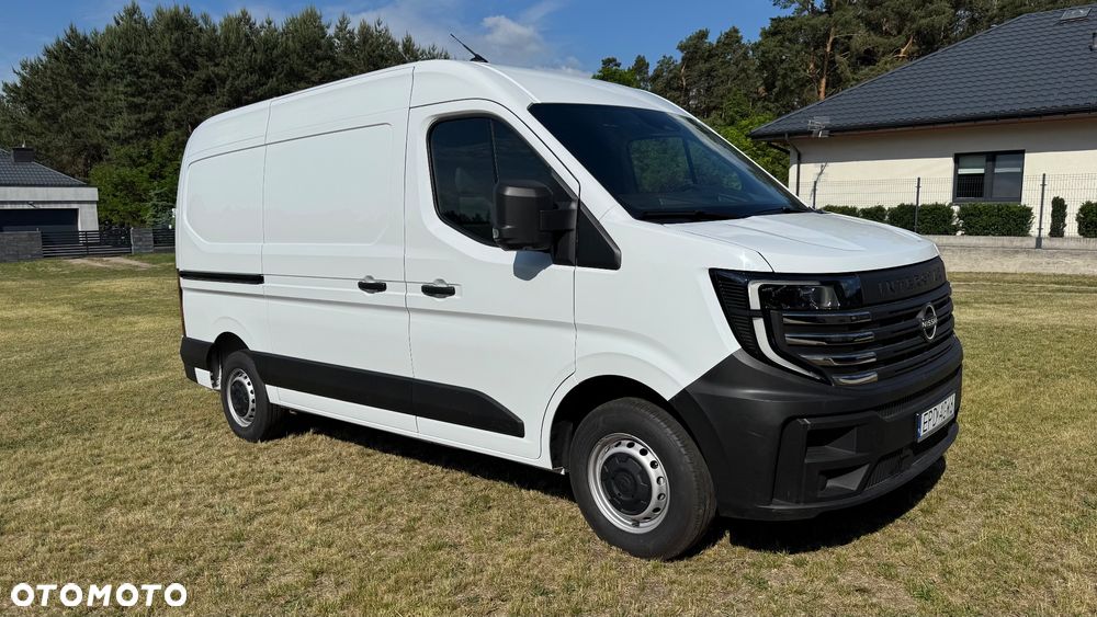 Nissan INTERSTAR - 3