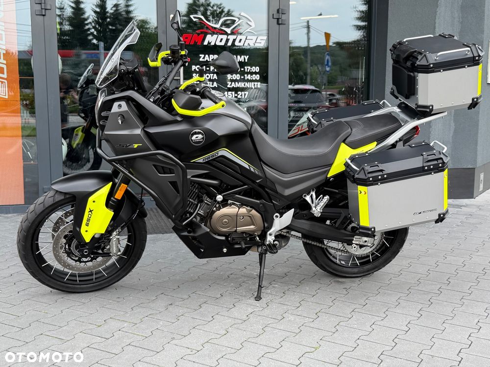 QJMOTOR SVT 650X - 25