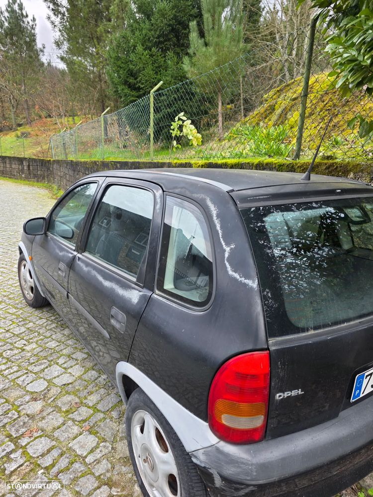 Opel Corsa 1.0 - 7