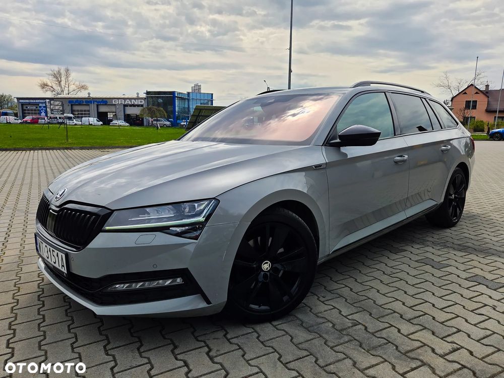 Skoda Superb 2.0 TDI SCR Sportline DSG - 20