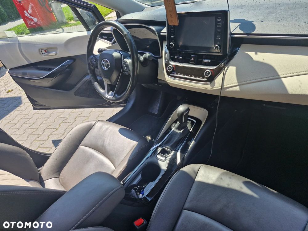 Toyota Corolla 1.6 Executive MS - 8