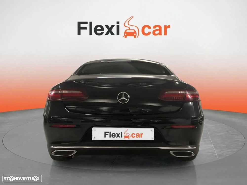 Mercedes-Benz E 300 - 5