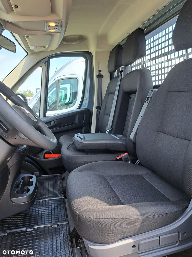 Fiat Ducato skrzynia fabryczna 4.2m + HAK   Dostępna od ręki!! - 28