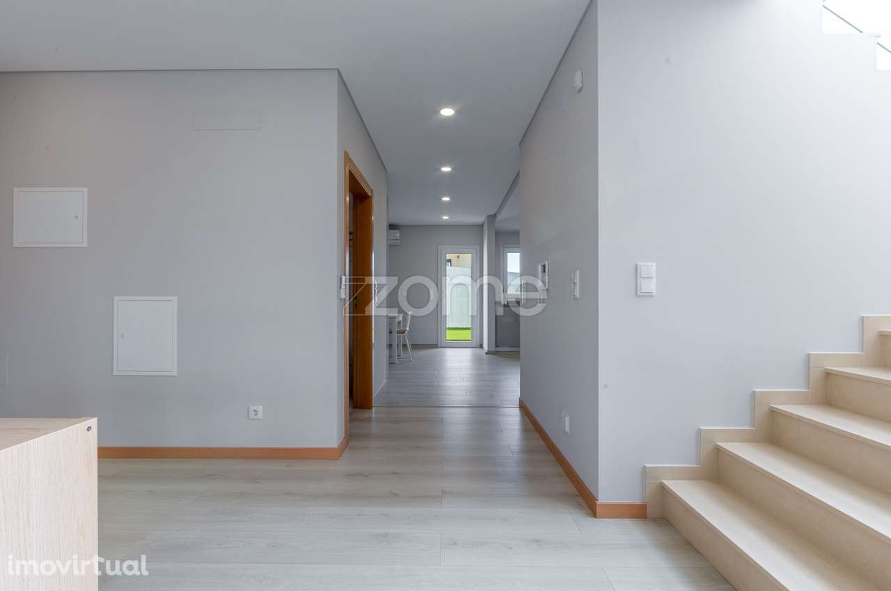 Moradia Famões a estrear - Grande imagem: 4/33