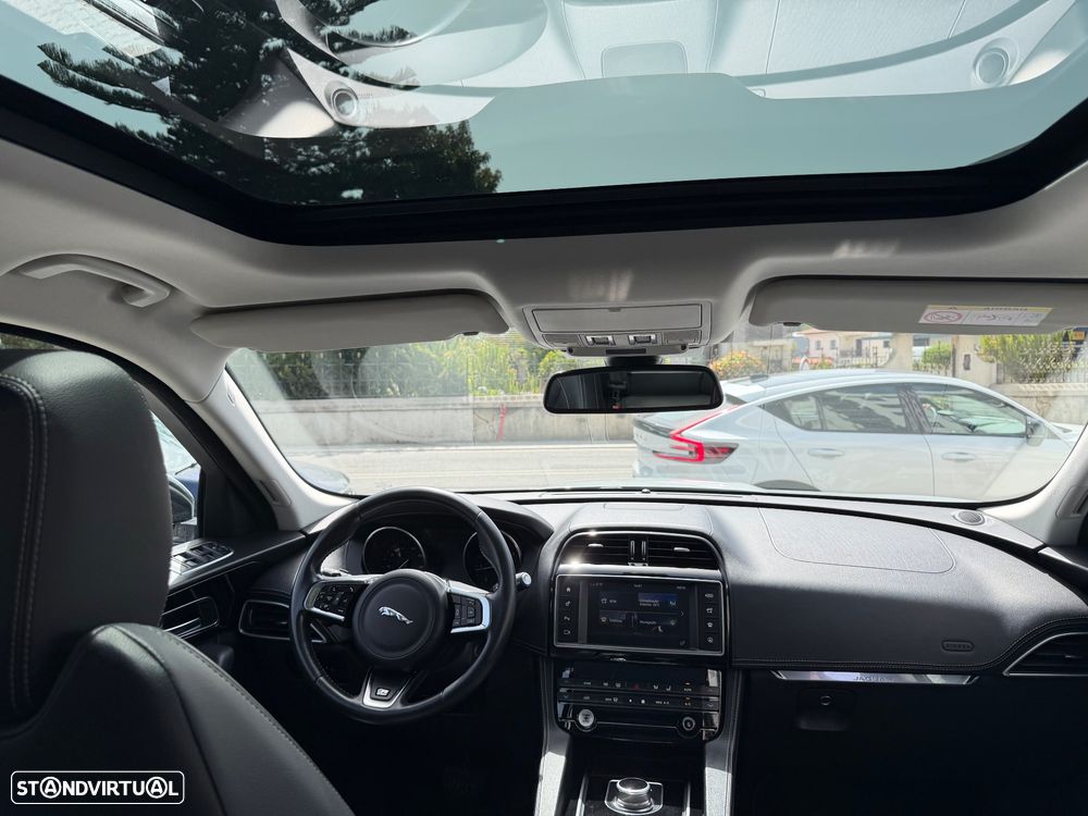 Jaguar F-Pace 20d Aut. R-Sport - 49