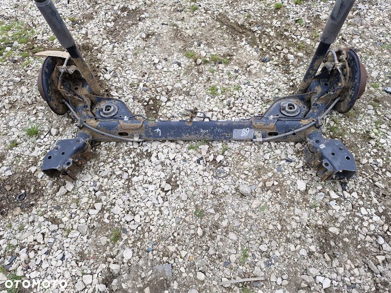 nissan juke f15 i 1 1.5 dci belka zawieszenia tył oś tylna - 1