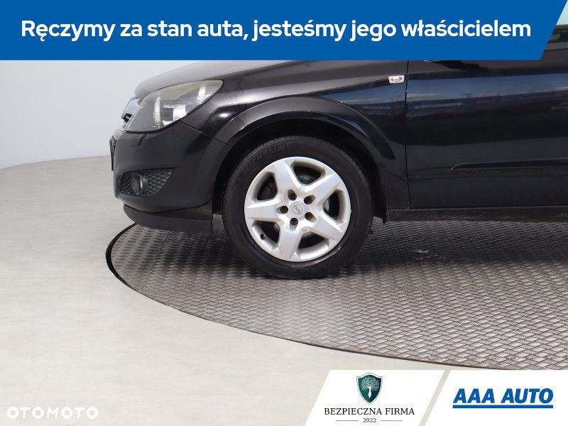 Opel Astra - 16