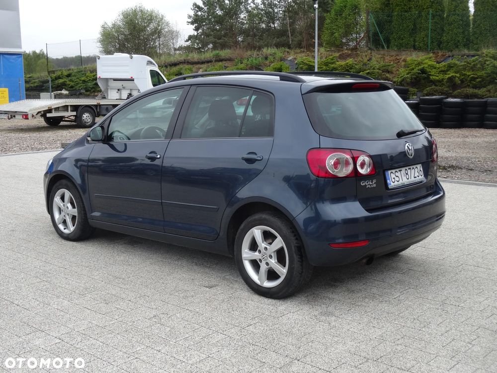 Volkswagen Golf Plus 1.6 TDI BlueMot Comfortline - 6