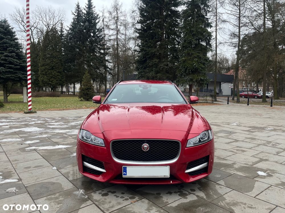 Jaguar XF 2.0 T AWD R-Sport - 2