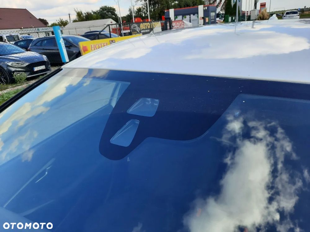 Volvo V40 D3 Momentum - 14