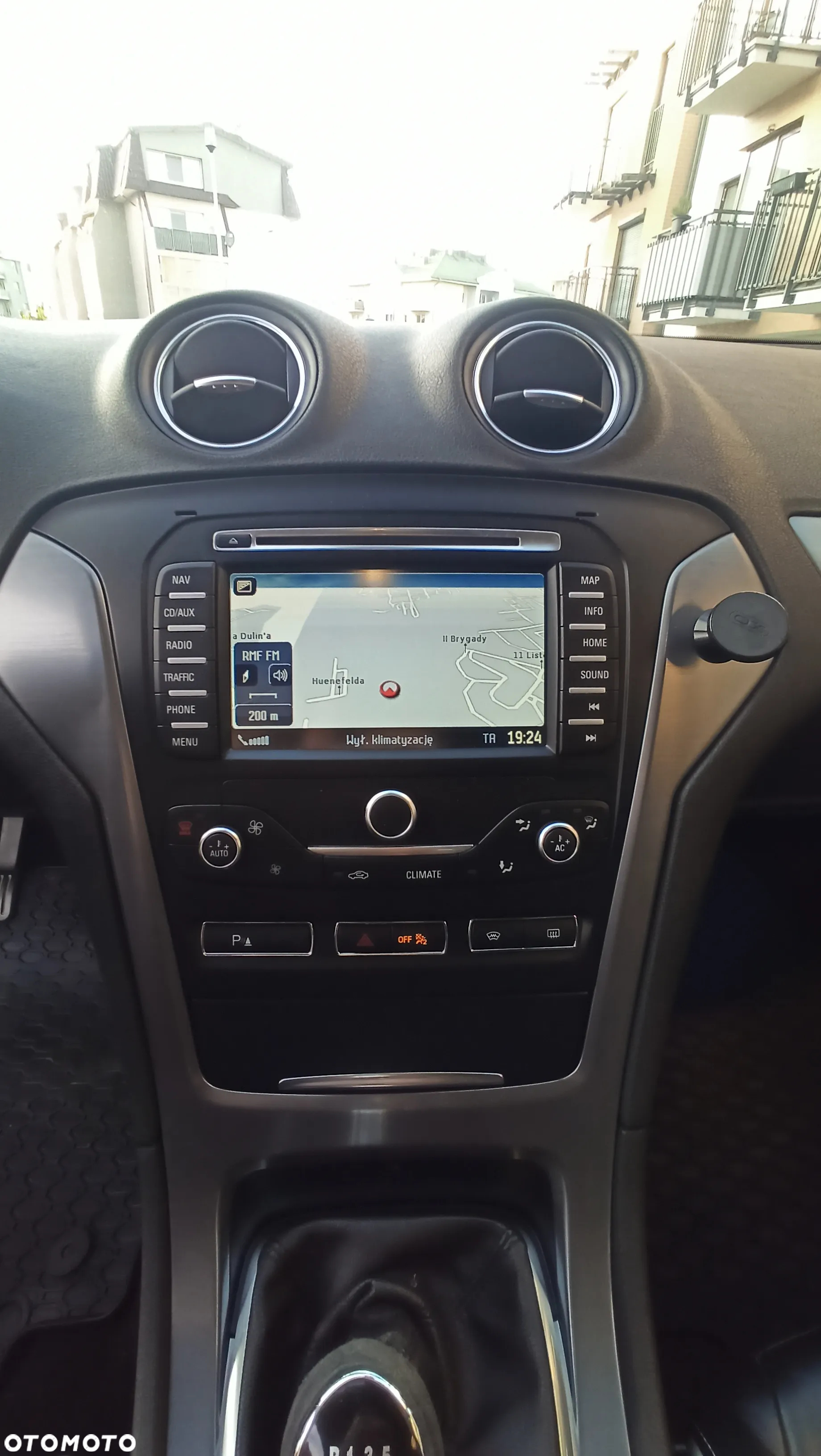 Ford Mondeo - 20