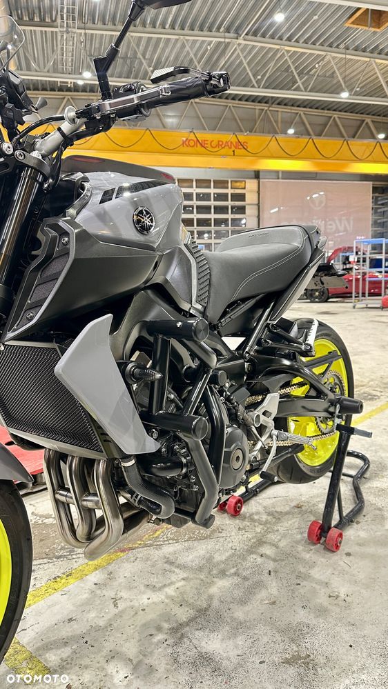 Yamaha MT - 7
