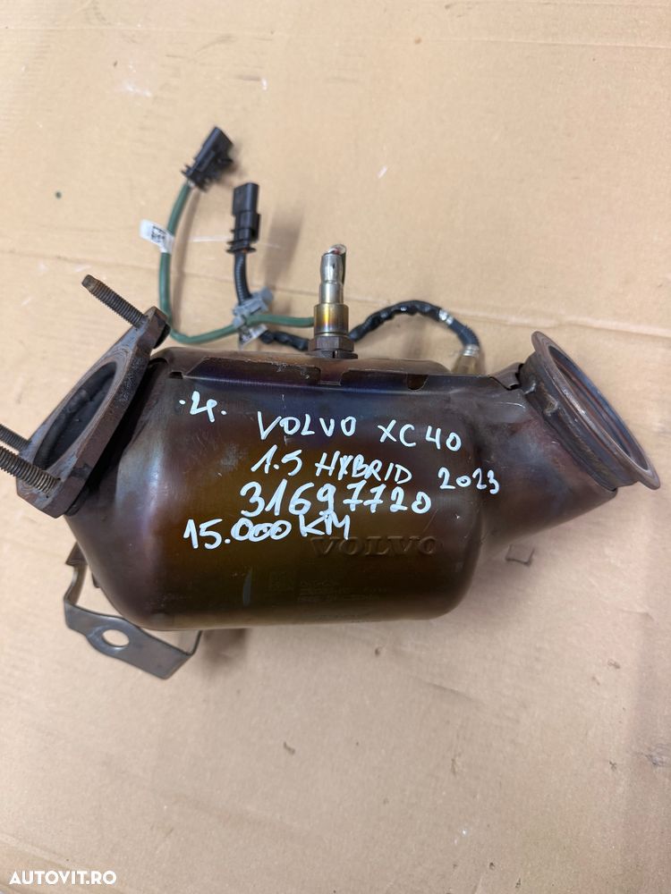 Catalizator, filtru particule VOLVO XC40 hybrid 1.5 an 2023 cu 15.000 km cod 31697720 - 1