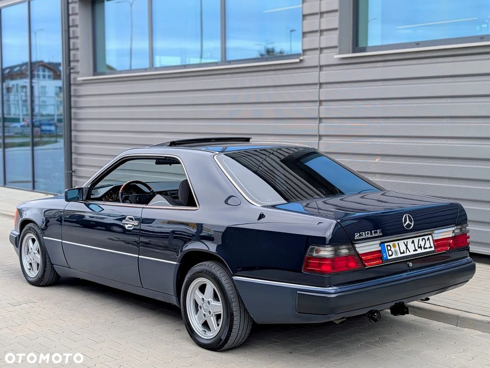 Mercedes-Benz W124 (1984-1993) - 1