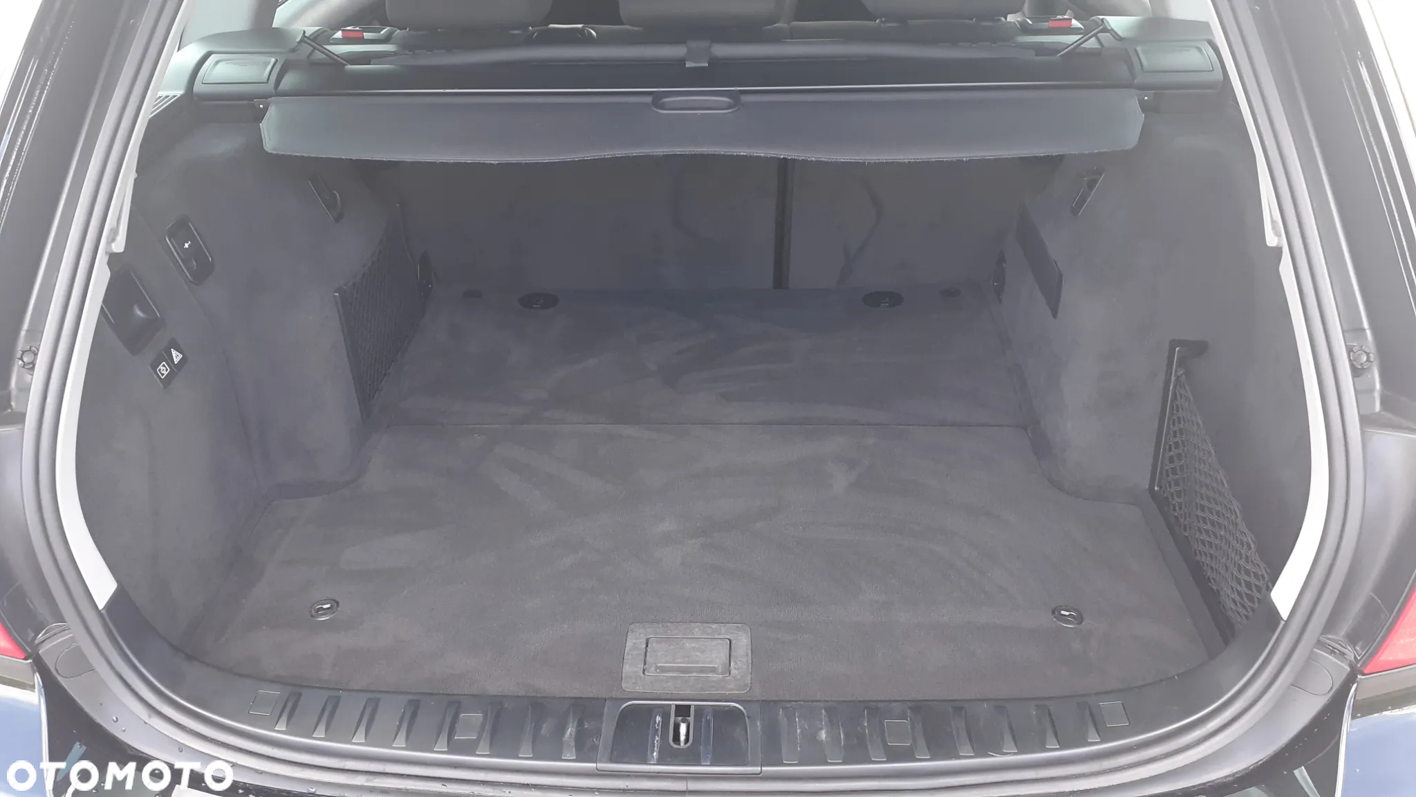 BMW Seria 3 318i - 21