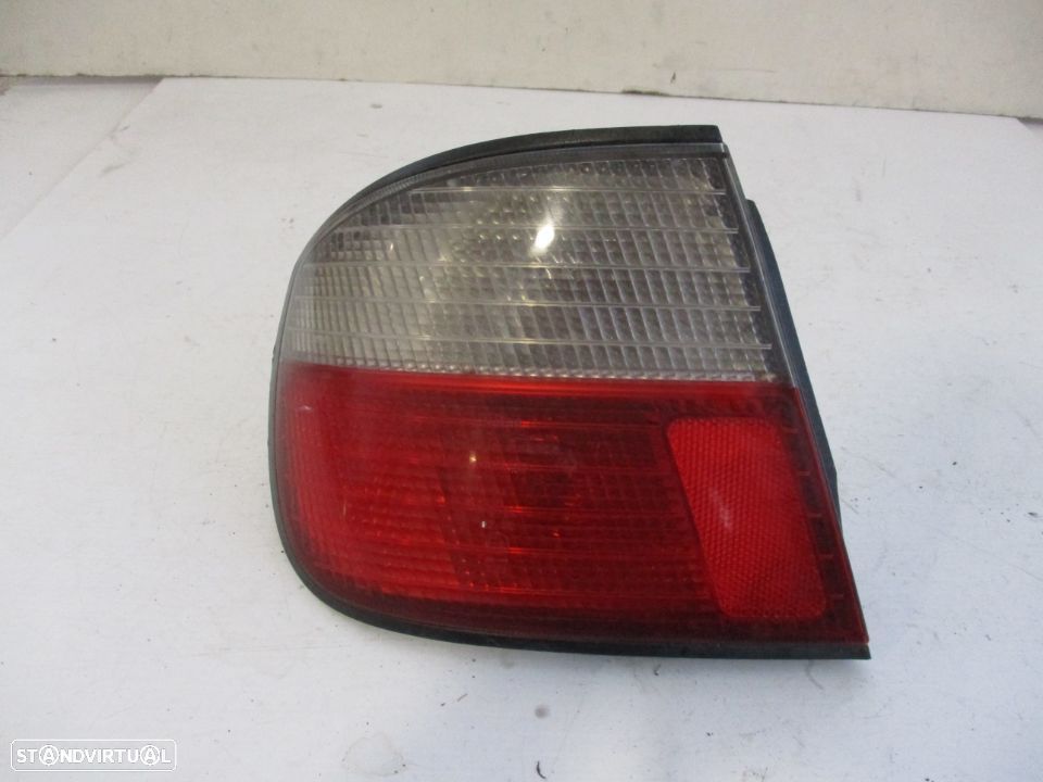 Farol Farolim Nissan Primera Esquerdo 1998 - 1