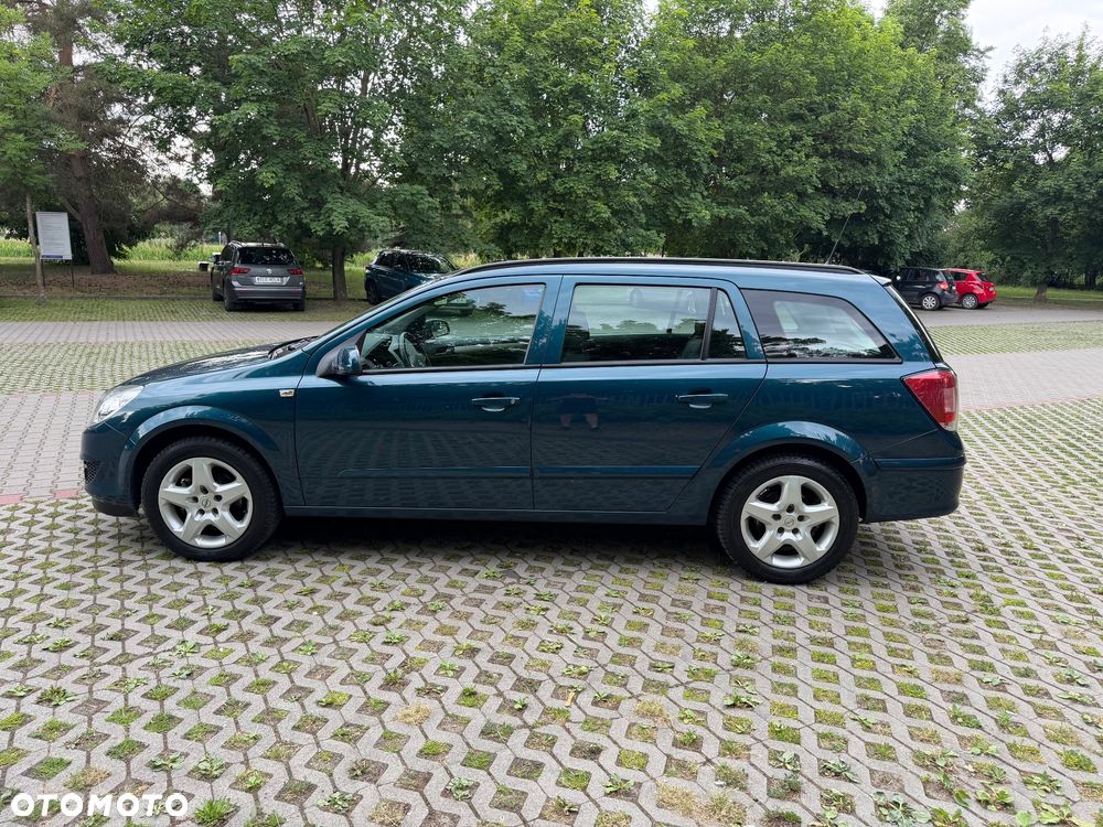 Opel Astra 1.6 - 9