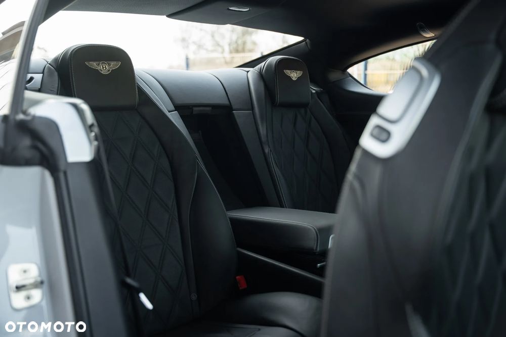 Bentley Continental GT Speed - 34