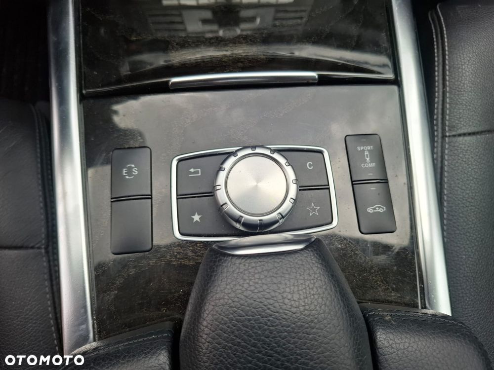 Mercedes-Benz Klasa E 500 BlueEff Avantgarde - 15