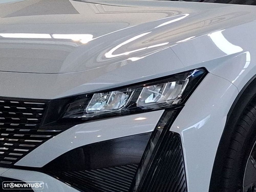 Peugeot 408 1.2 Hybrid Allure e-DCS6 - 3