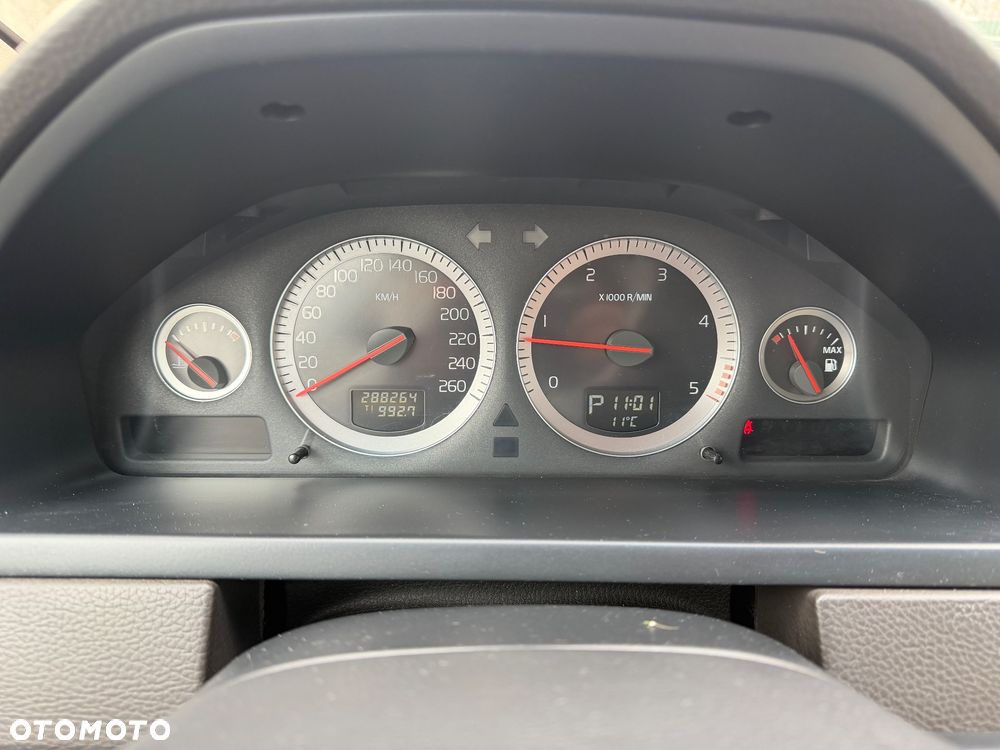 Volvo XC 90 D5 AWD Momentum - 17