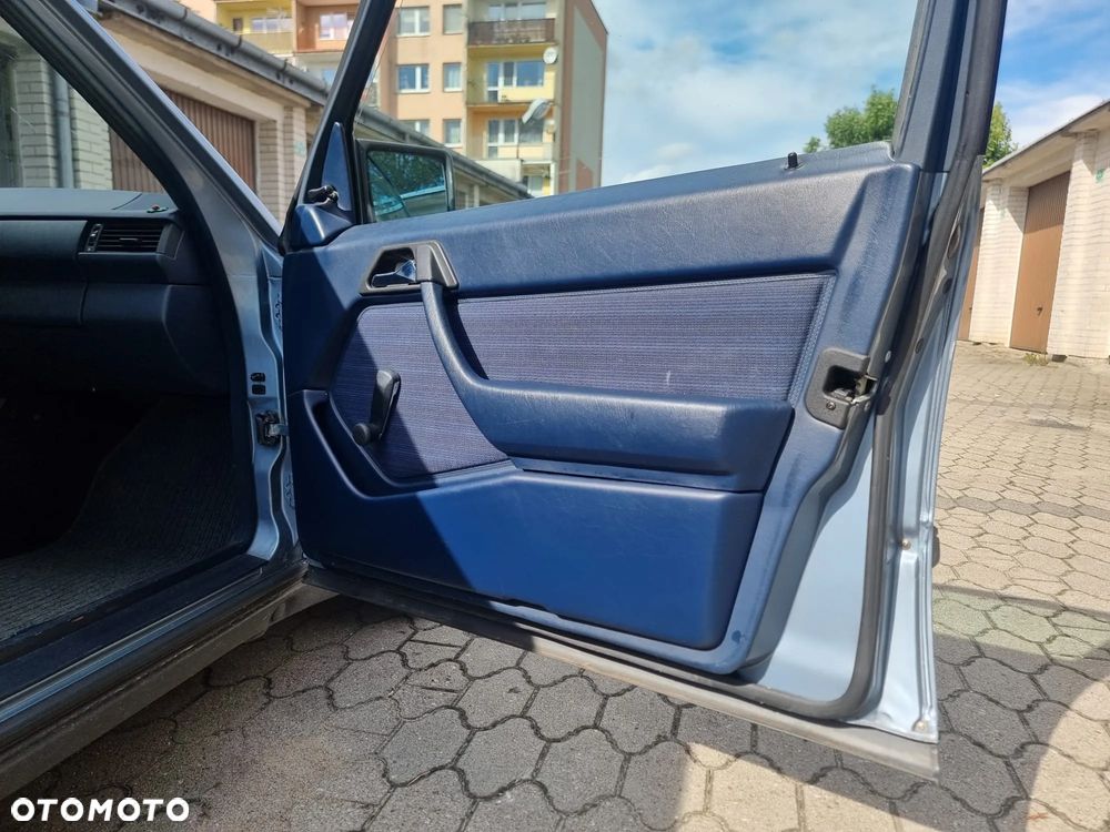 Mercedes-Benz W124 (1984-1993) - 8