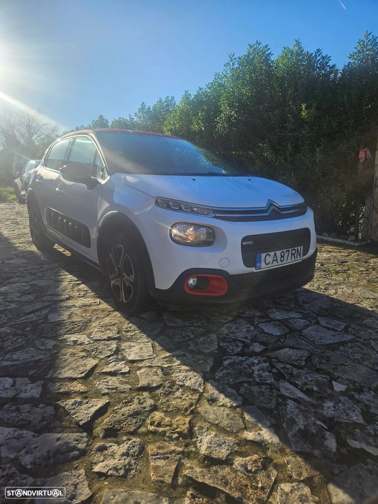 Citroën C3 Pure Tech Shine - 2