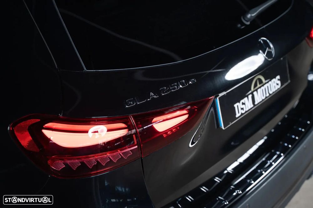 Mercedes-Benz GLA 250 e AMG Line - 10