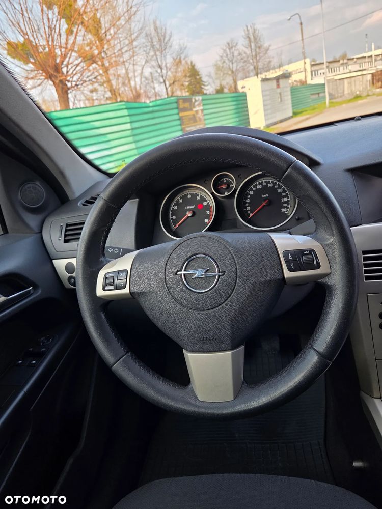 Opel Astra 1.6 Cosmo - 14