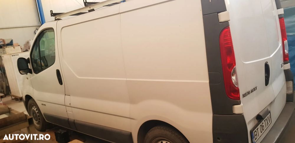 Renault Trafic - 5