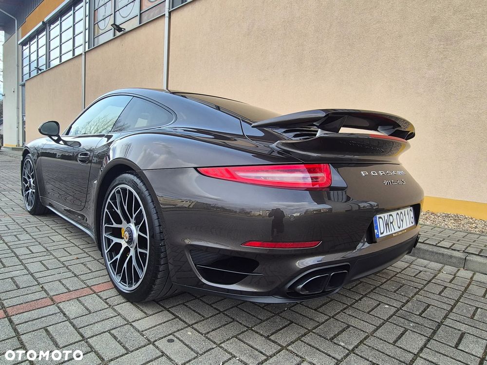 Porsche 911 Turbo S - 6