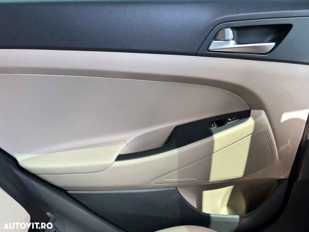 Hyundai Tucson 1.6 GDI 4WD DCT Premium - 25