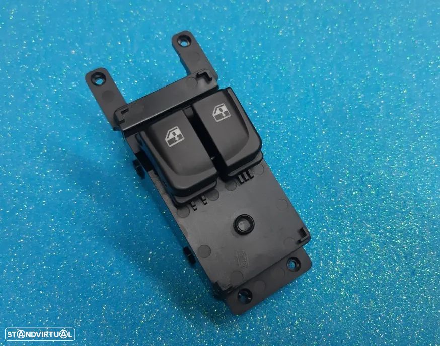 Comando interruptor vidros Hyundai I20 NOVO - 1
