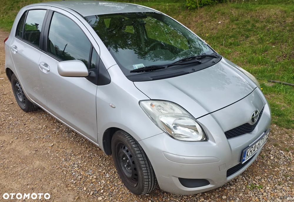 Toyota Yaris - 5