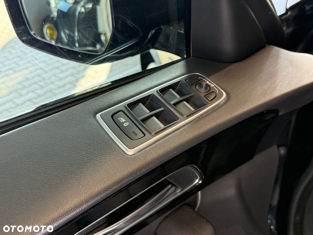 Jaguar F-Pace - 23