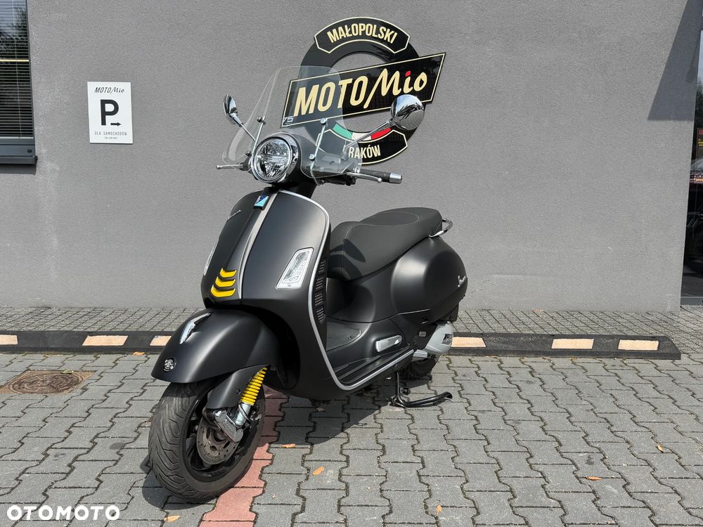 Vespa GTS - 1