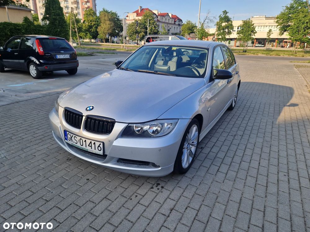 BMW Seria 3 - 1