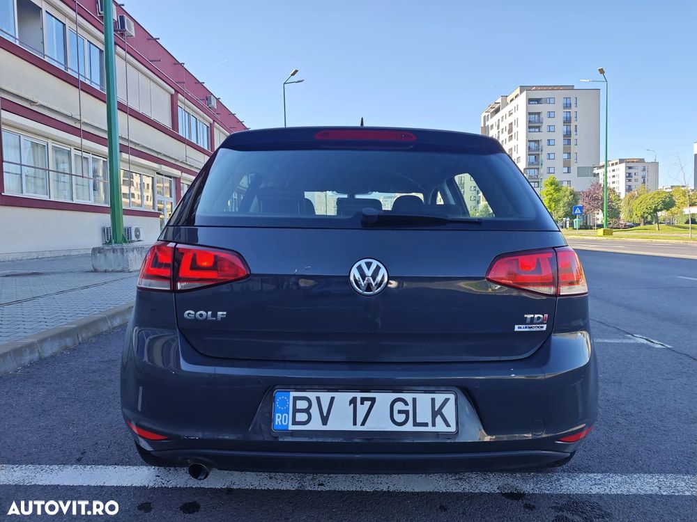 Volkswagen Golf - 9