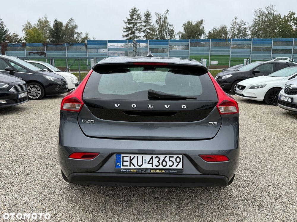 Volvo V40 - 13